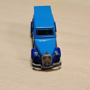 Citroën 2CV Traction Avant "Gauloises" - IMAGINE - 1:43