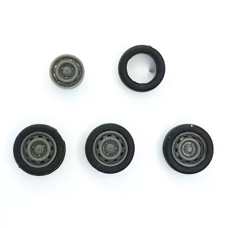 4 roues avec jantes tôlées - Résine - 1:43