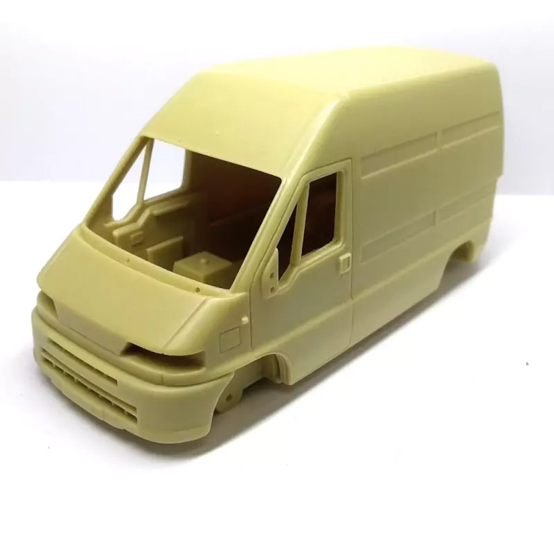 Incomplet : Kit Peugeot Boxer Surélevé - Résine - 1:43