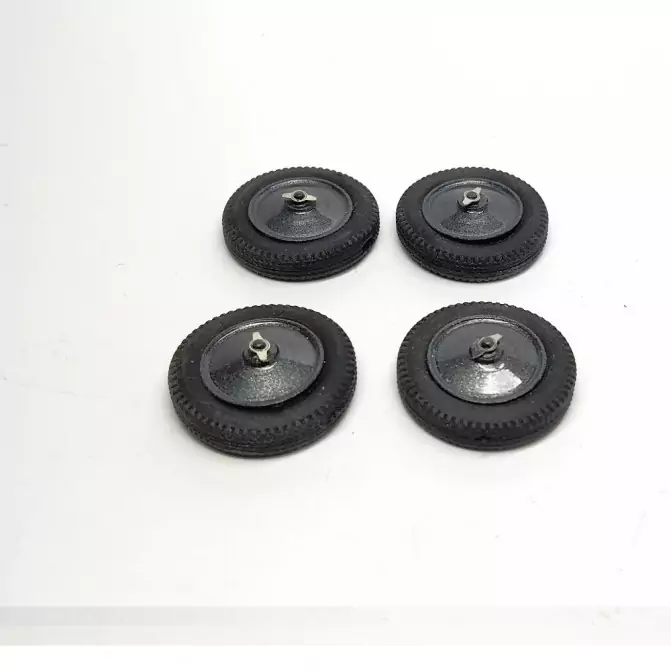 Roues X4 pour VOISIN C27 - Résine - Pneus souples - 1:43 |Pièces et...