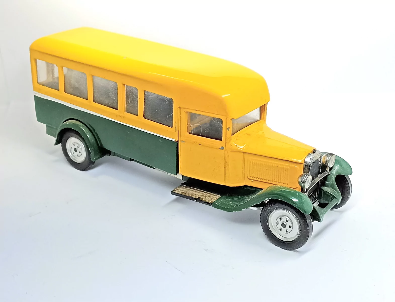 En l'état : Bus Citroën - 1930 - SOLIDO