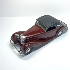 En l'état : Mercedes 540K 1939 - 1:43 - Bordeaux - SOLIDO