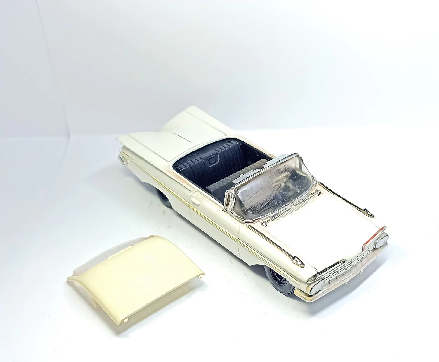 En l'état : Chevrolet Impalla 1959 - QUARTZO - 1:43 |Pièces et kits...