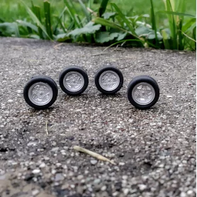 4 roues complètes - Ø14 mm - Ech. 1:43 - white metal