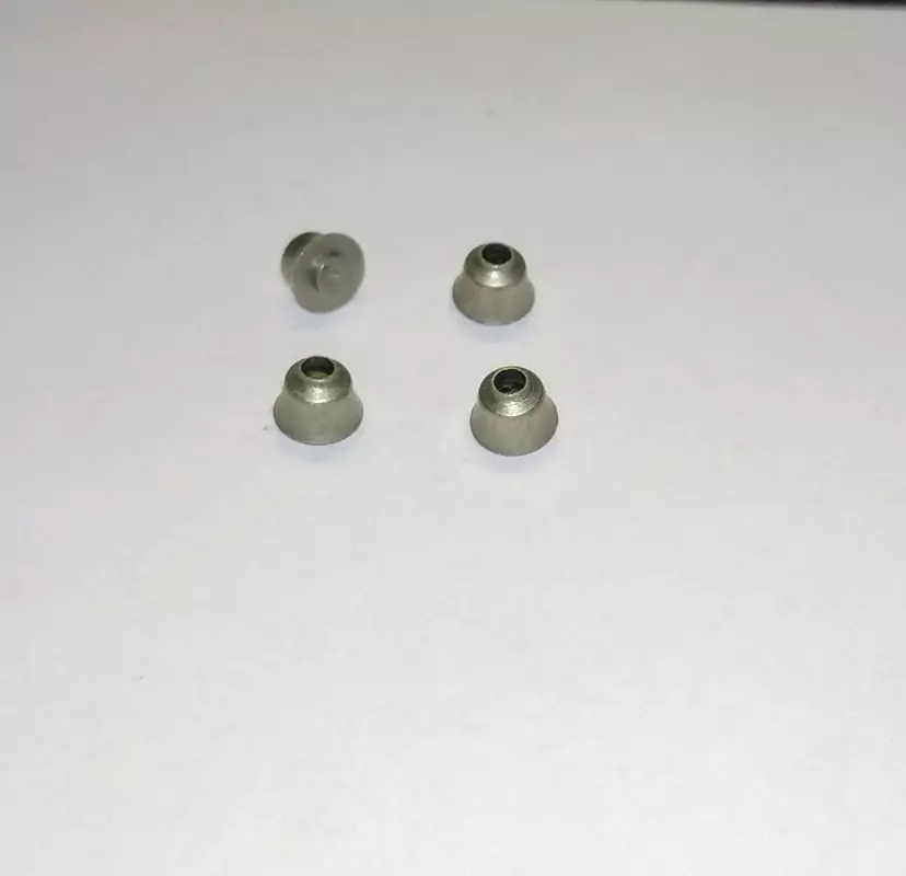 Embase ø4 en laiton traité gris - Ech. 1:43 - X4