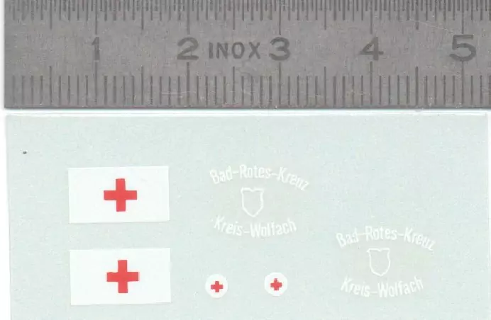 Déclaques - Croix rouge - Ech 1:43