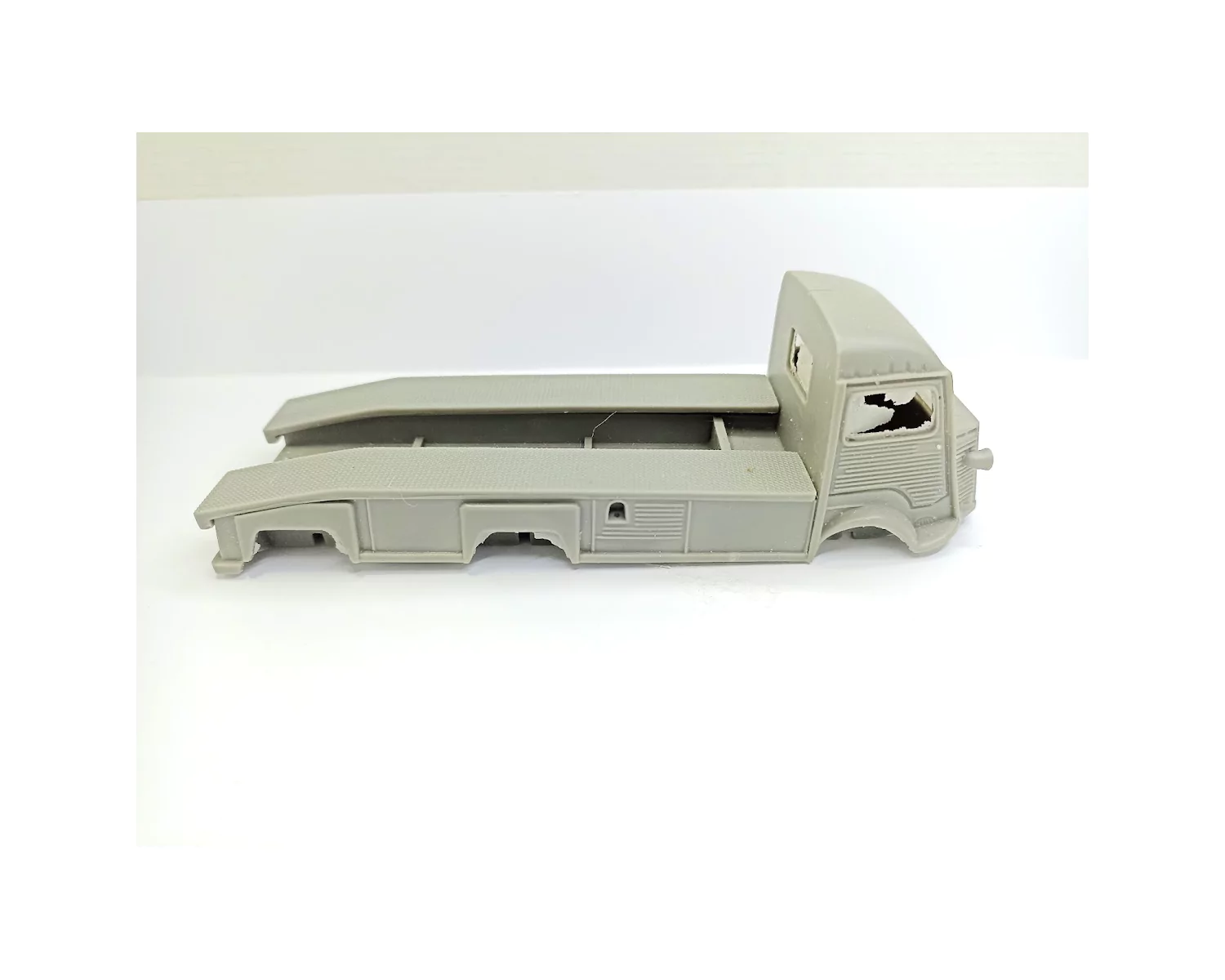 Carrosserie : Citroën HY Dépanneuse - Résine - 1:43 |Pièces et kits...