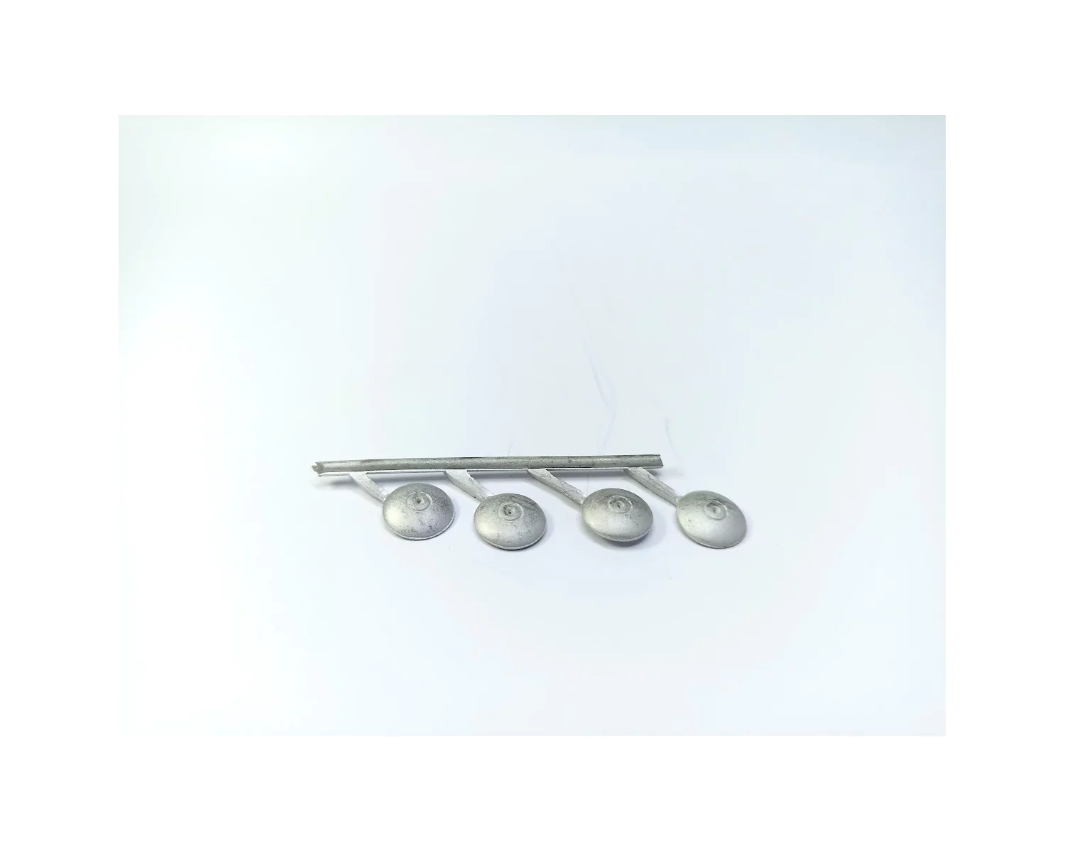 4 inserts ø9mm - White Metal |Pièces et kits pour voitures miniatures