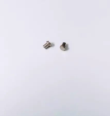 2 Bouchons de réservoir - Ech 1:43 - Laiton + Nickel