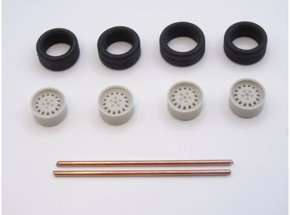 Marketplace : 4 ROUES ALFA ROMEO GTV 916 . 164 - 1:43 |Pièces et ki...