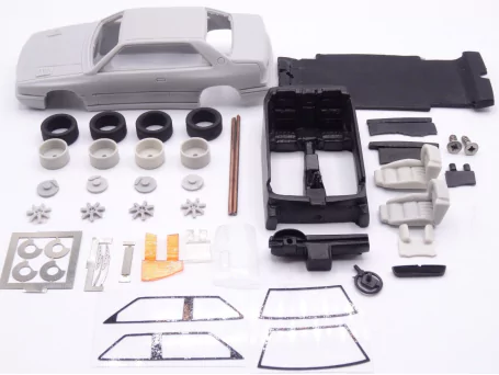 Marketplace : KIT - MASERATI GHIBLI 1997 - Alezan - 1:43 |Pièces et...