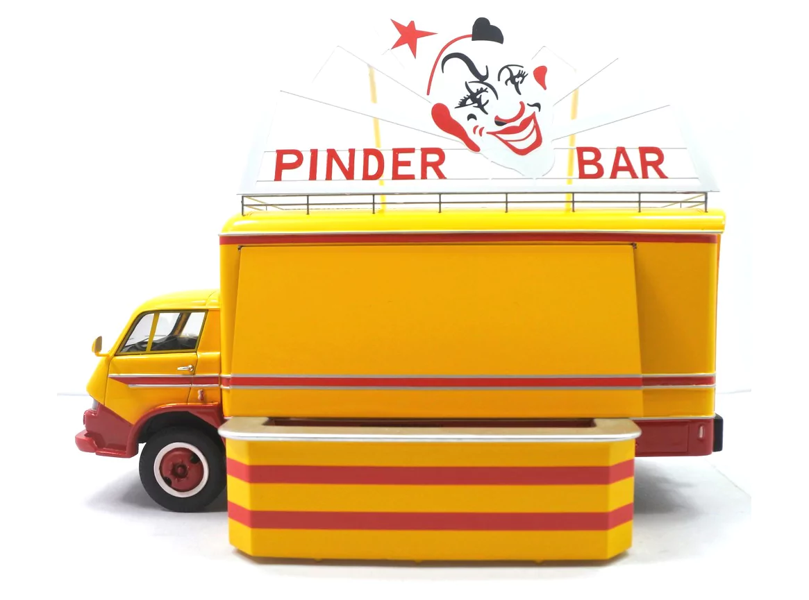 Marketplace : Citroën 450 Belphégor Cirque Pinder - PERFEX - 1:43 |...
