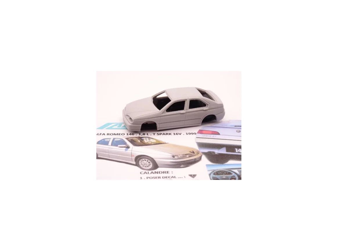Marketplace : ALEZAN MODELS KIT 1/43 ALFA ROMEO 146 1,8 L TWIN SPARK .16 V .1999 - ALEZAN  - 1:43