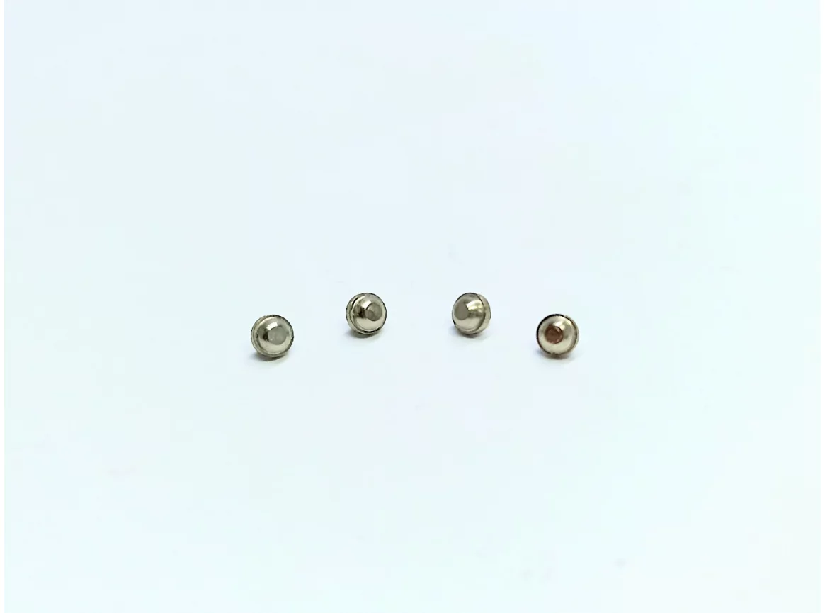 4 bases de phares arrières ø2mm - Laiton + Nickelage - CPC Production