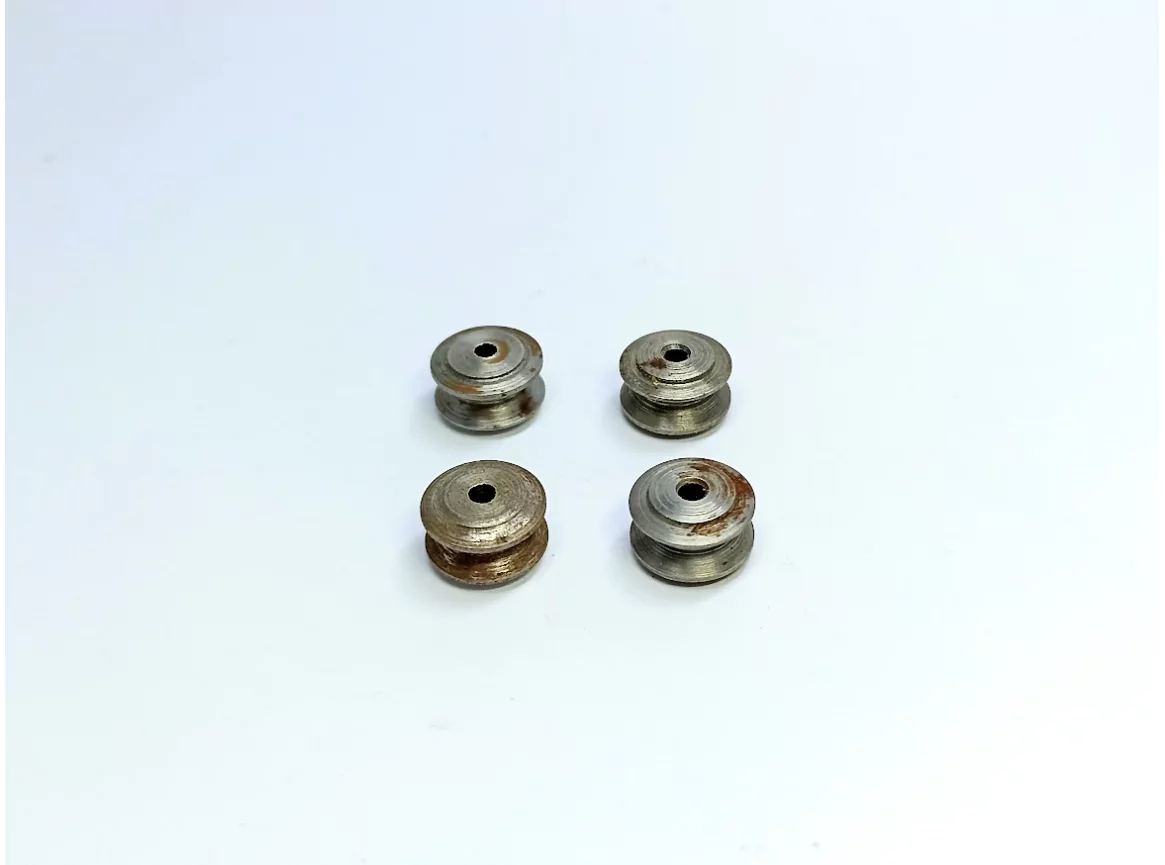 En l'état : 4 jantes convexes en acier brut - ø 9.50 mm - DINKY TOY...
