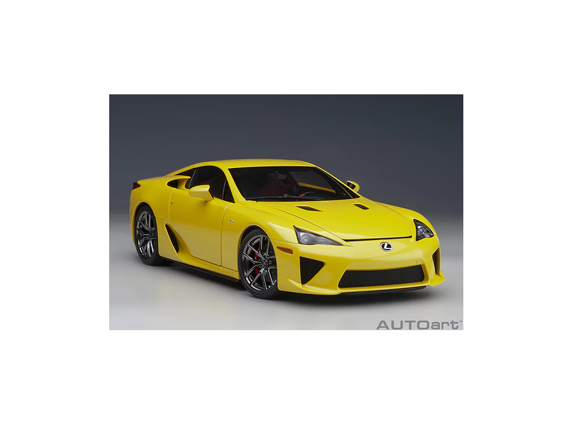 Marketplace : Lexus LFA Coupe 2012 Perle Jaune - AUTOART - 1:18