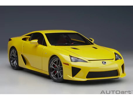 Marketplace : Lexus LFA Coupe 2012 Perle Jaune - AUTOART - 1:18
