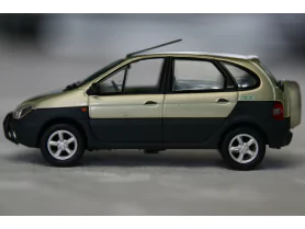 Marketplace : RENAULT Scénic 4X4 "Aigle" - UNIVERSAL HOBBIES - 1:43