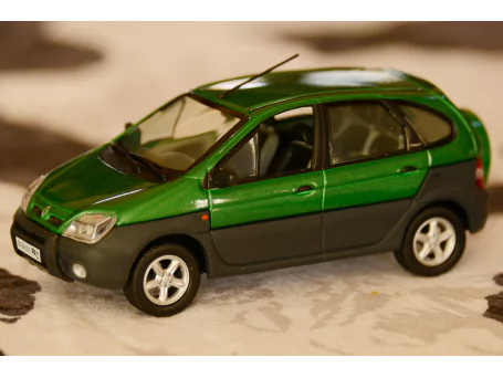 Marketplace : RENAULT Scénic RX4 "Pack Cuir" - UNIVERSAL HOBBIES - ...