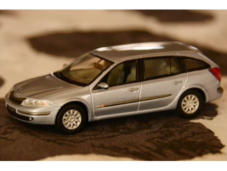 Marketplace : RENAULT Laguna II Estate Privilège - UNIVERSAL HOBBIE...