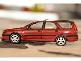 Marketplace : RENAULT Laguna Nevada Phase II - UNIVERSAL HOBBIES - ...