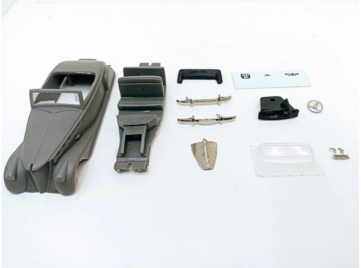 Incomplet : KIT Renault SUPRASTELLA Cabriolet 1939 - Résine - 1:43