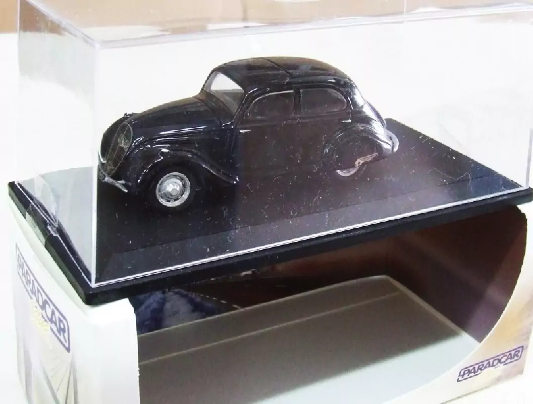 Peugeot 202 berline 1938 |Pièces et kits pour voitures miniatures