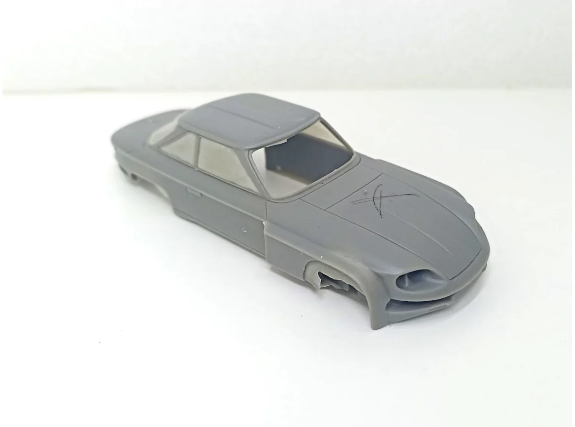 Carrosserie en l'état : Panhard 24 Proto 1965 - Résine - 1:43 |Pièc...