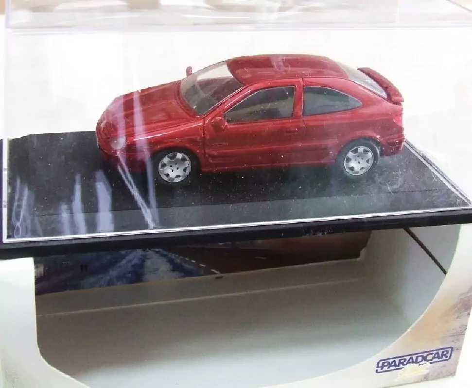 Citroën Xara coupé |Pièces et kits pour voitures miniatures