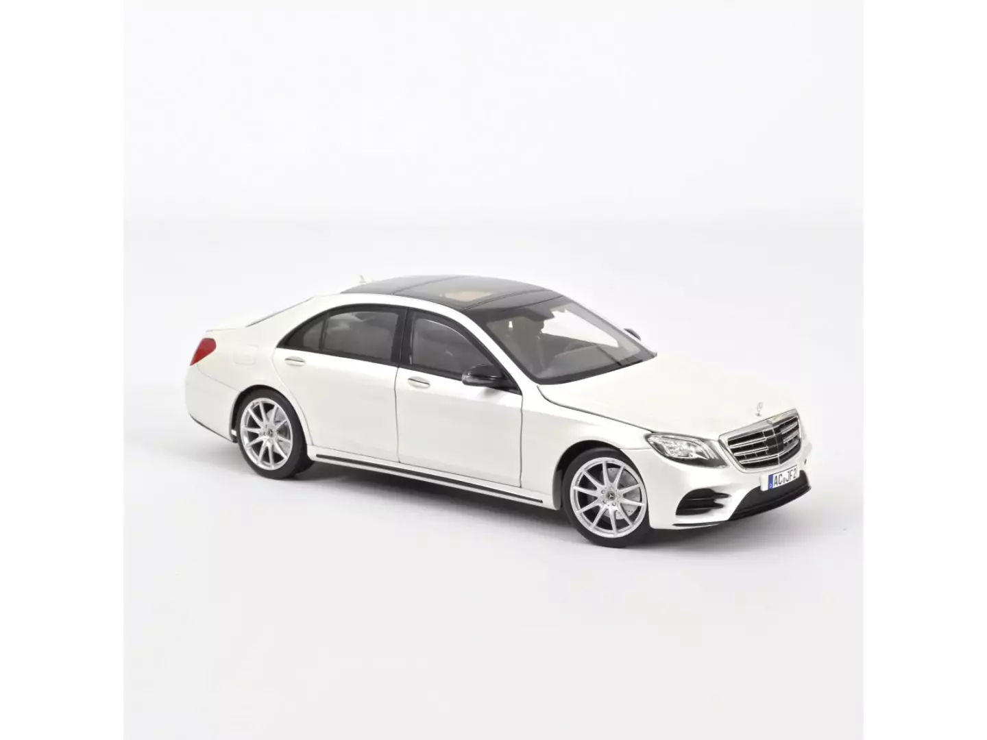 Marketplace - Mercedes-Benz Classe S AMG-Line 2018 Blanc métallisé - Norev - 1:18
