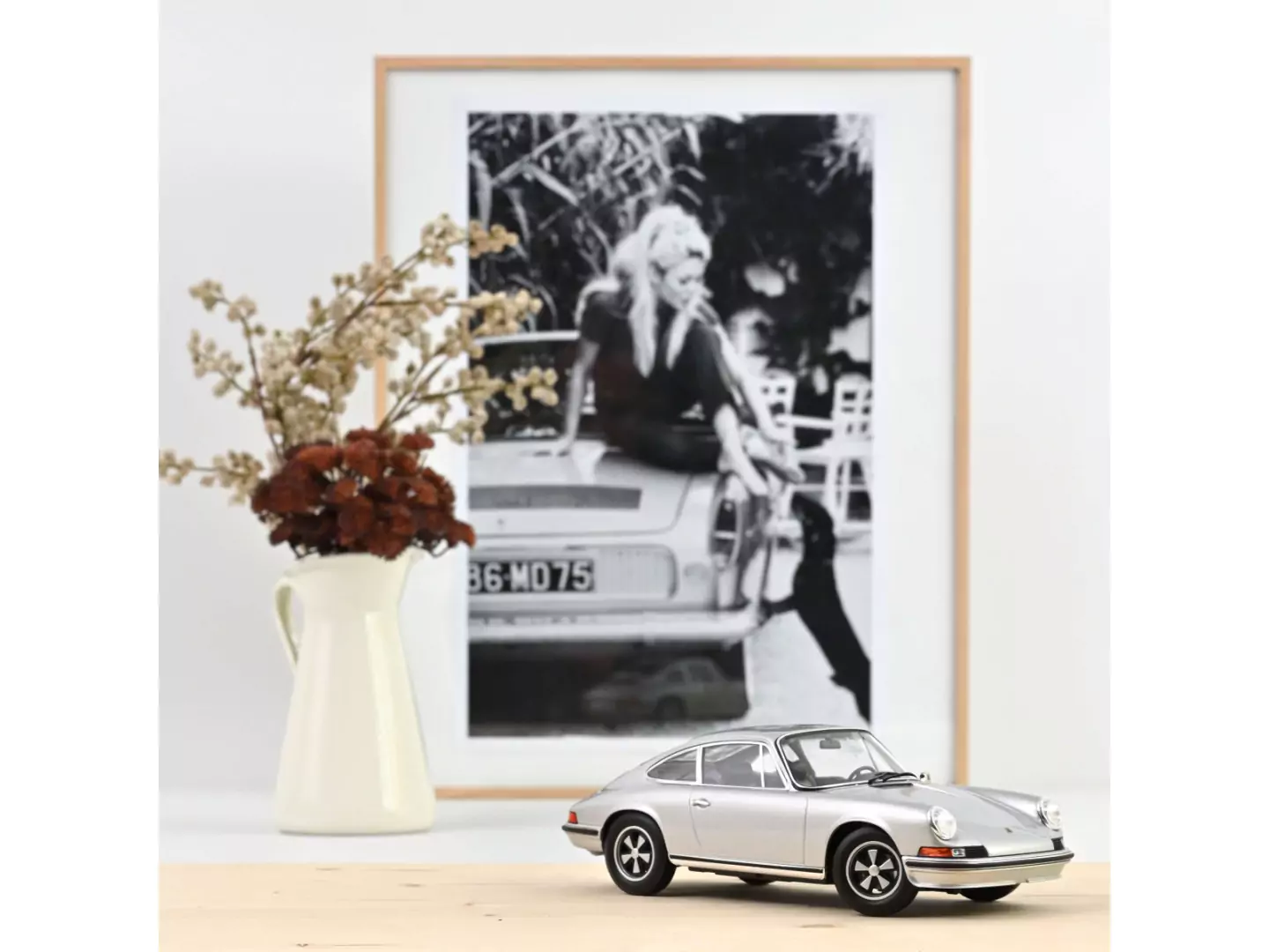 Marketplace - Porsche 911 S 1973 Argent - Top gun Maverick - Norev - 1:18