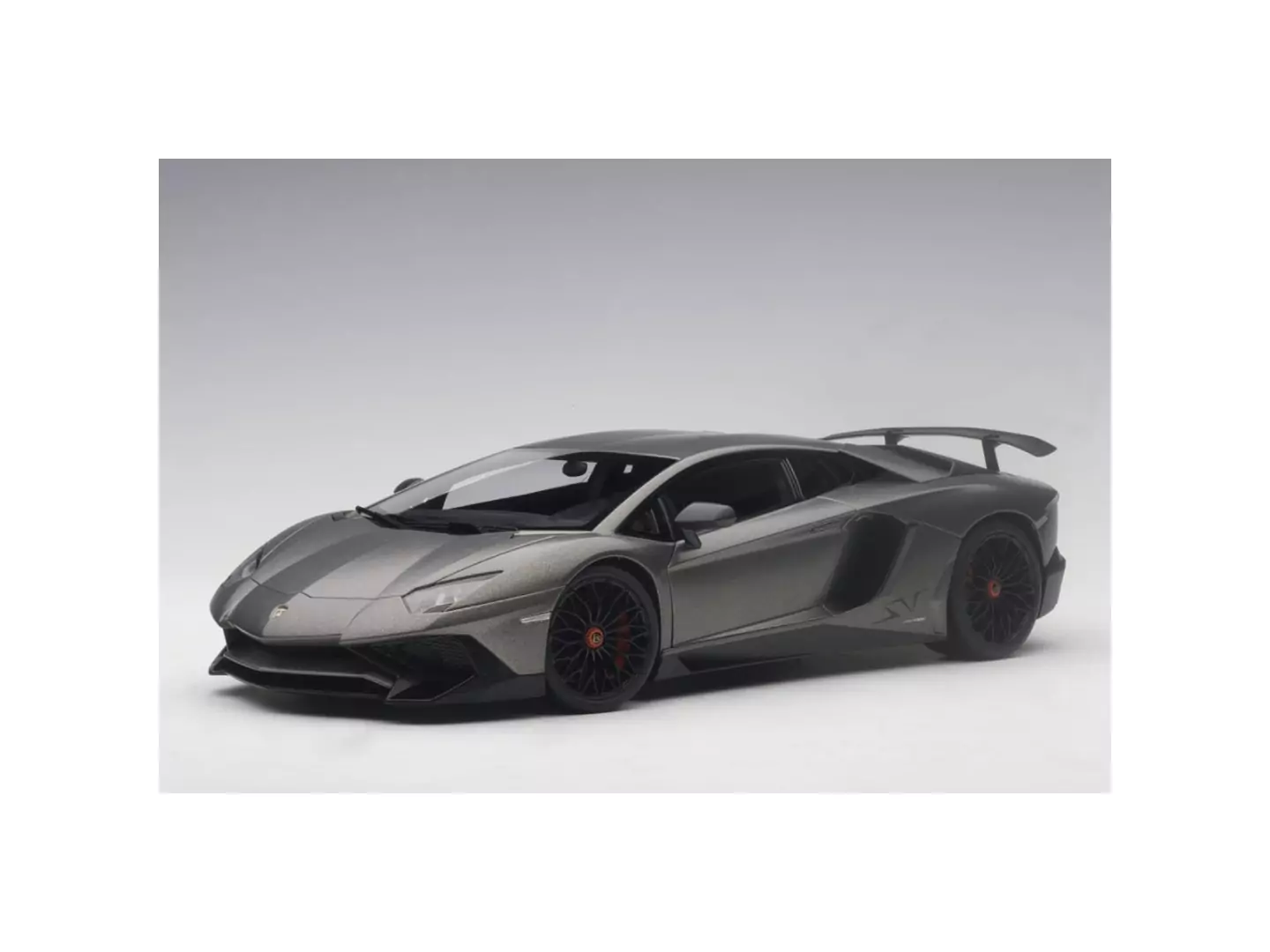 Marketplace - Lamborghini Aventador LP750-4 SV 2015 Gris Titane - Autoart - 1:18